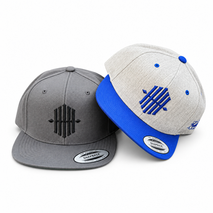 SNAPBACK LOGO CAP